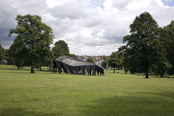 Heather & Ivan Morison Black Cloud